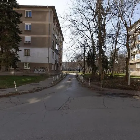 דירה Sunny & Convenient On Dondoukov Blvd, 1 Bdr Zaimov *